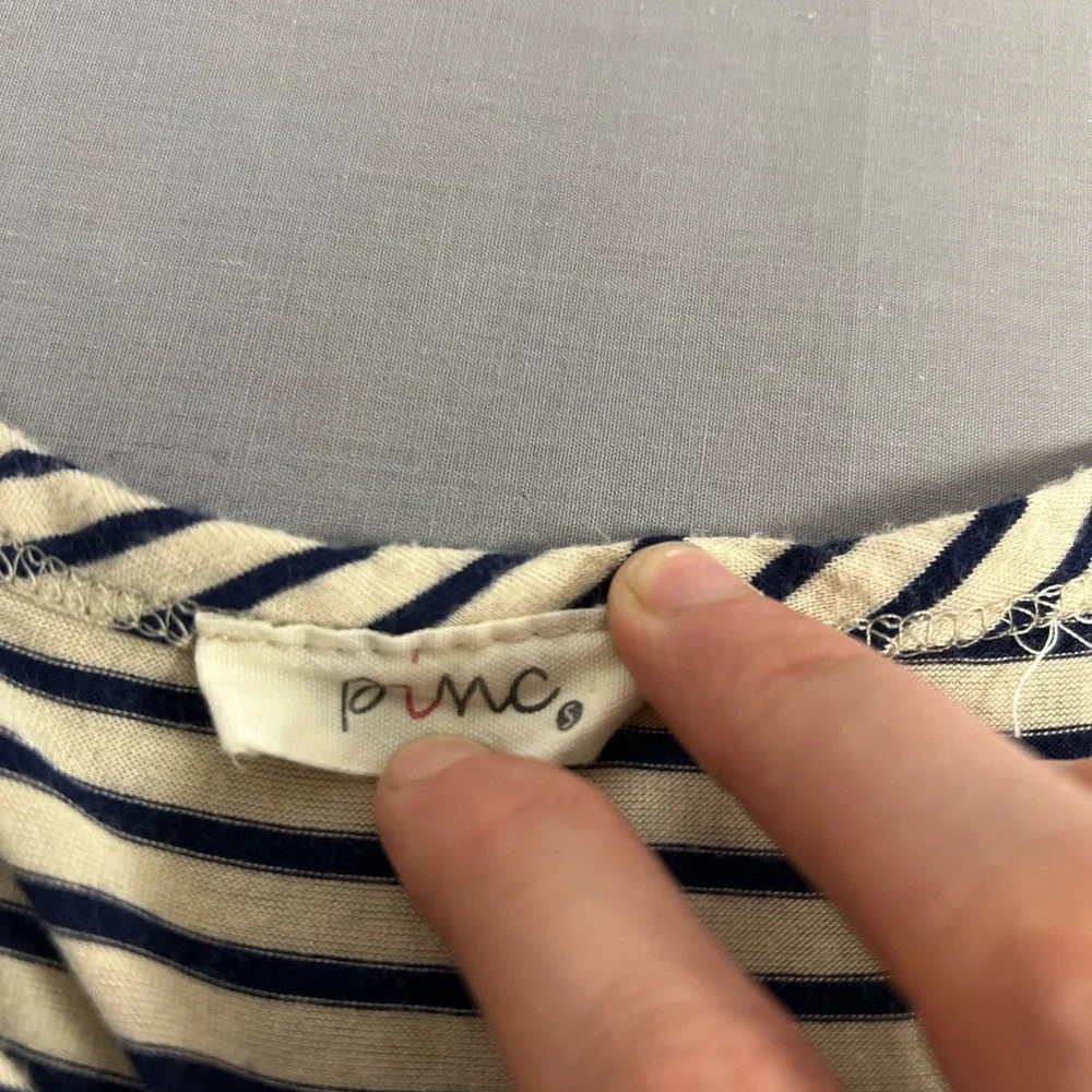 Pinc Cream And Black Stripped Woman’s Small Knot Button Up Top - Picture 4 of 8